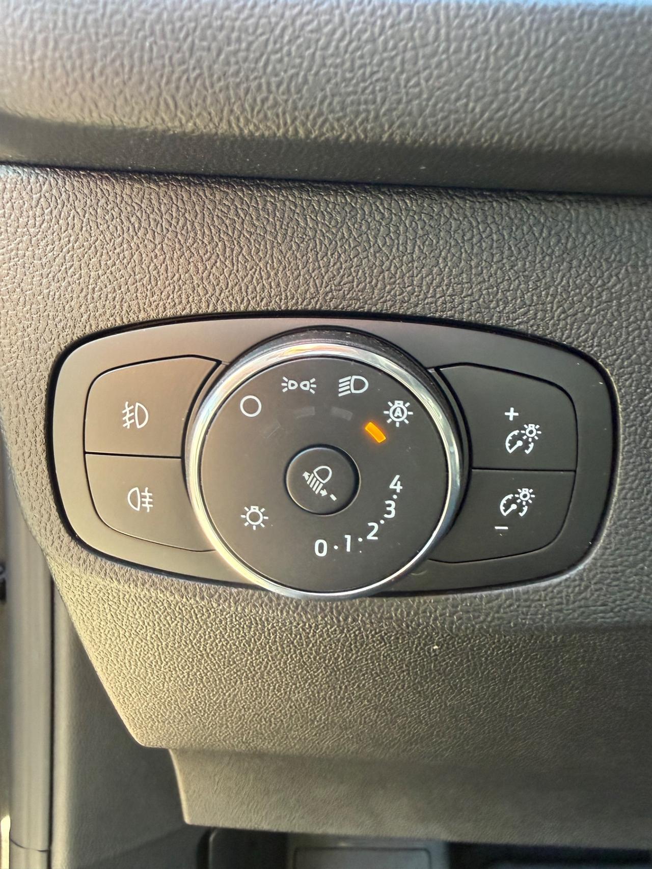 Ford Focus 1.5 EcoBlue 115 CV automatico SW ST-Line