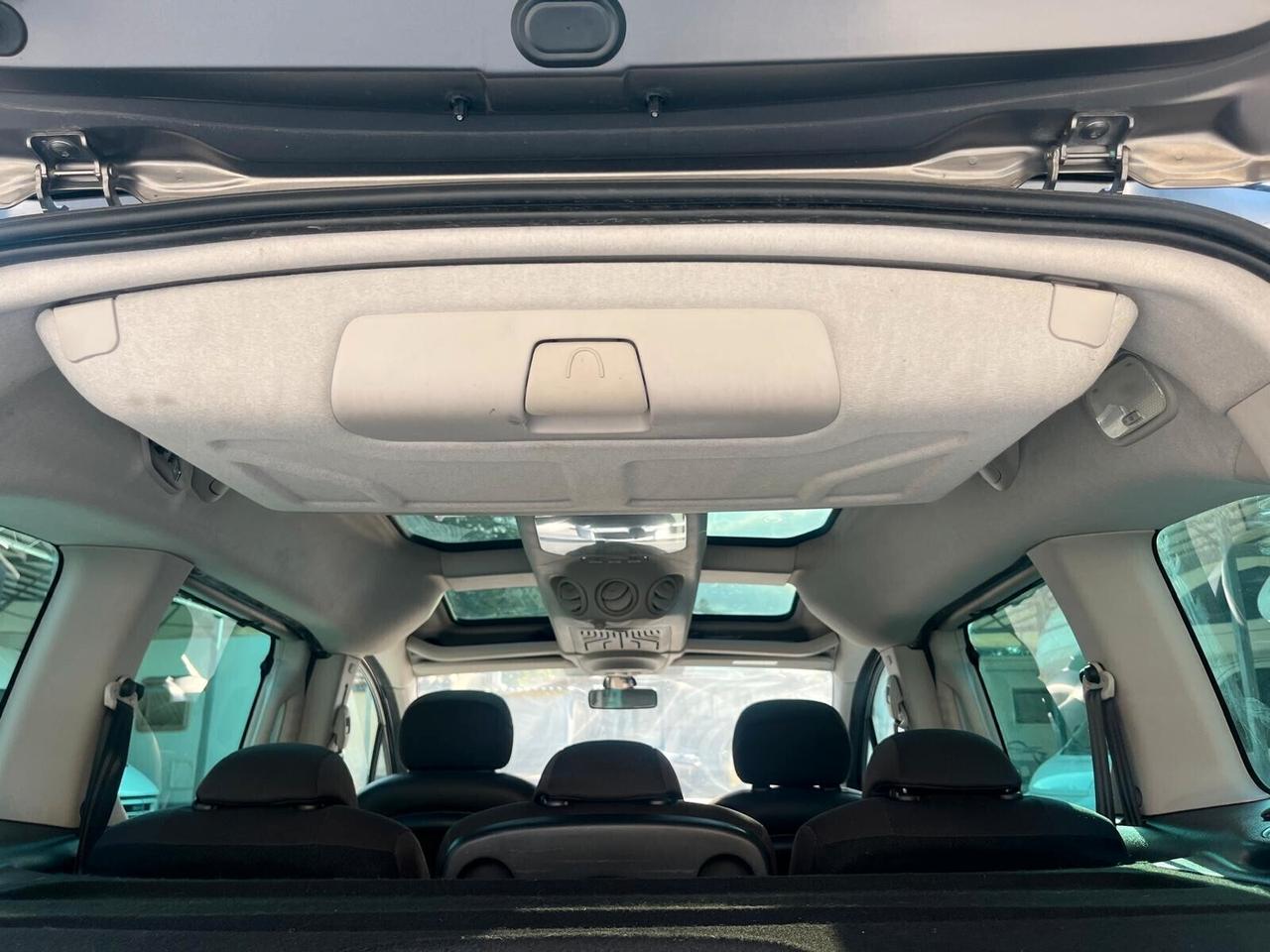 Peugeot Partner Tepee 1.6 HDi 110CV Premium
