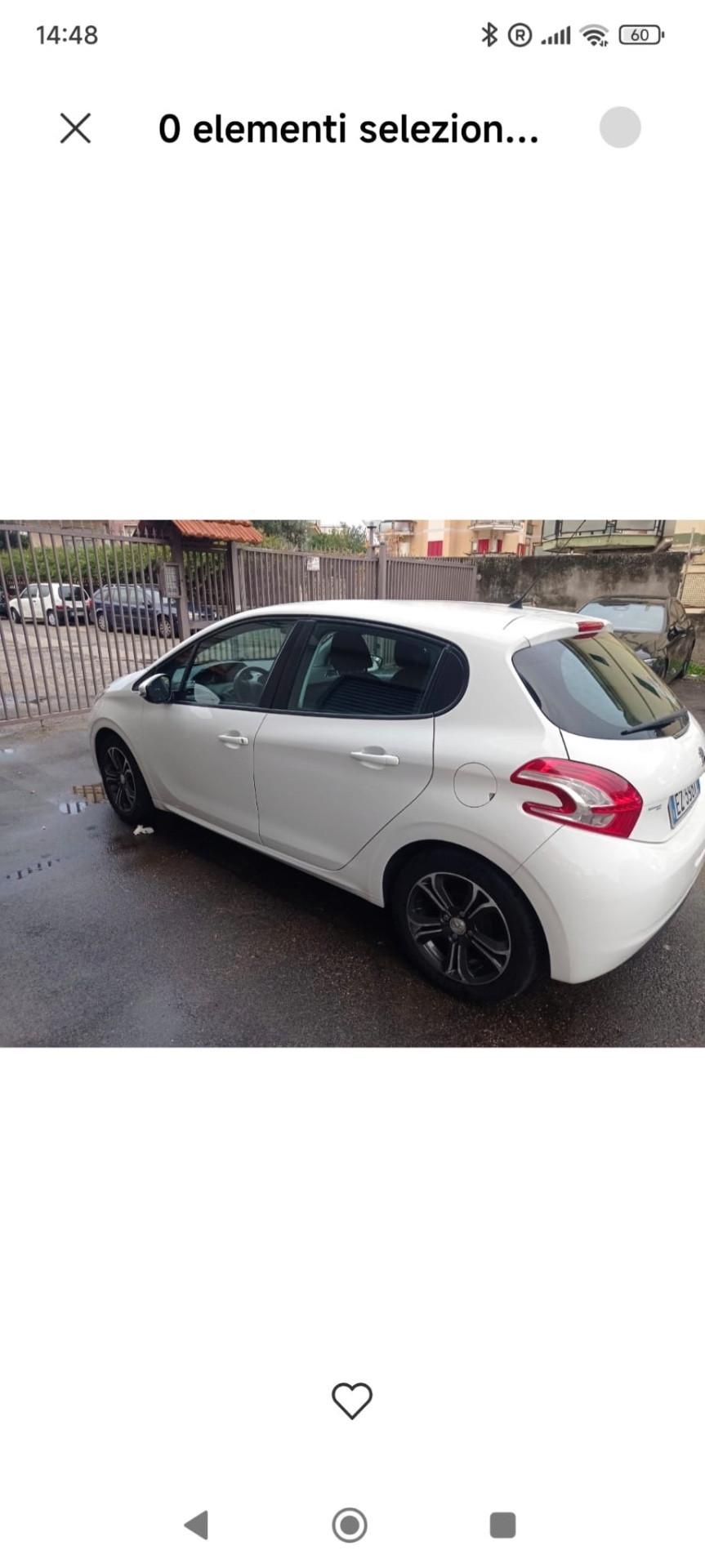 Peugeot 208 1.4 HDi 68 CV 5 porte Allure
