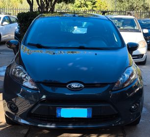 Ford Fiesta 1.4 TDCi 70CV 5 porte Titanium