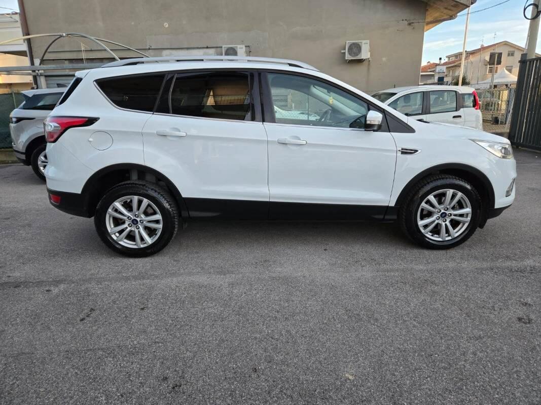 Ford Kuga 1.5 tdci Titanium s&s 2wd 120cv my18