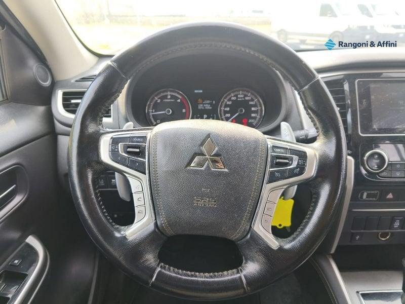 Mitsubishi L200 2.3 D Club Cab 4x4 Easy Select Inform