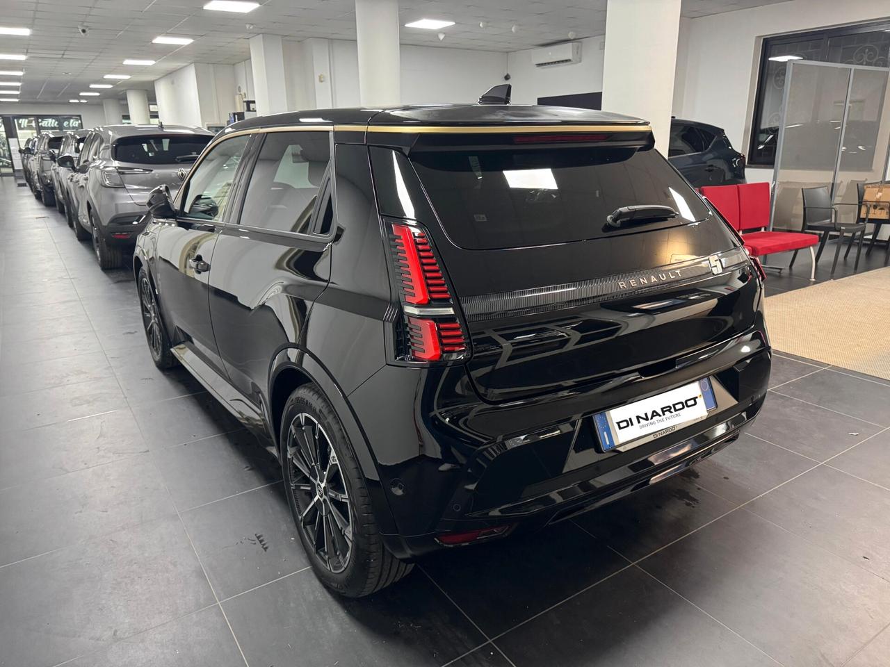 Renault 5 E-Tech Electric 150 CV Comfort Range Iconic Cinq