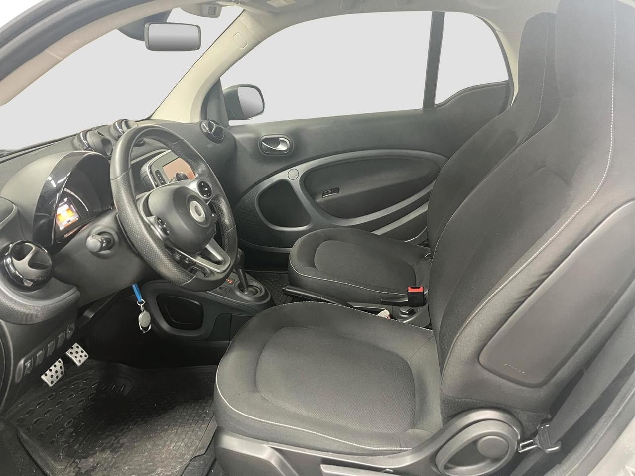 Smart ForTwo 1.0 benzina twinamic 71 cv Passion tetto 2019