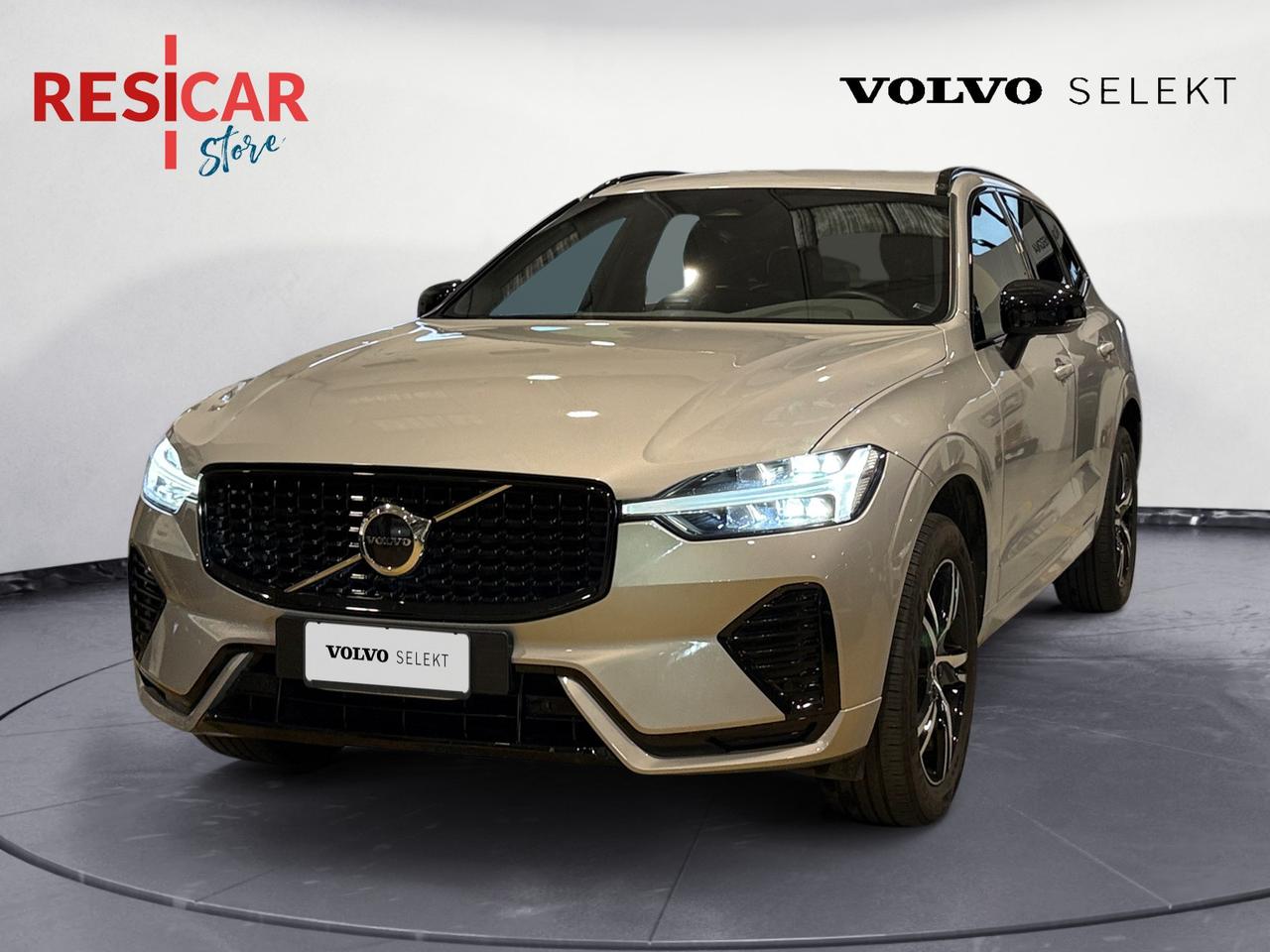 VOLVO XC60 2.0 b4 Momentum awd auto