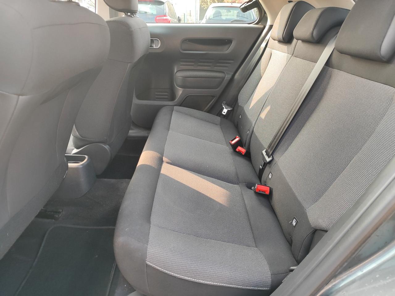 Citroen C4 Cactus BlueHDi 100 Just Black