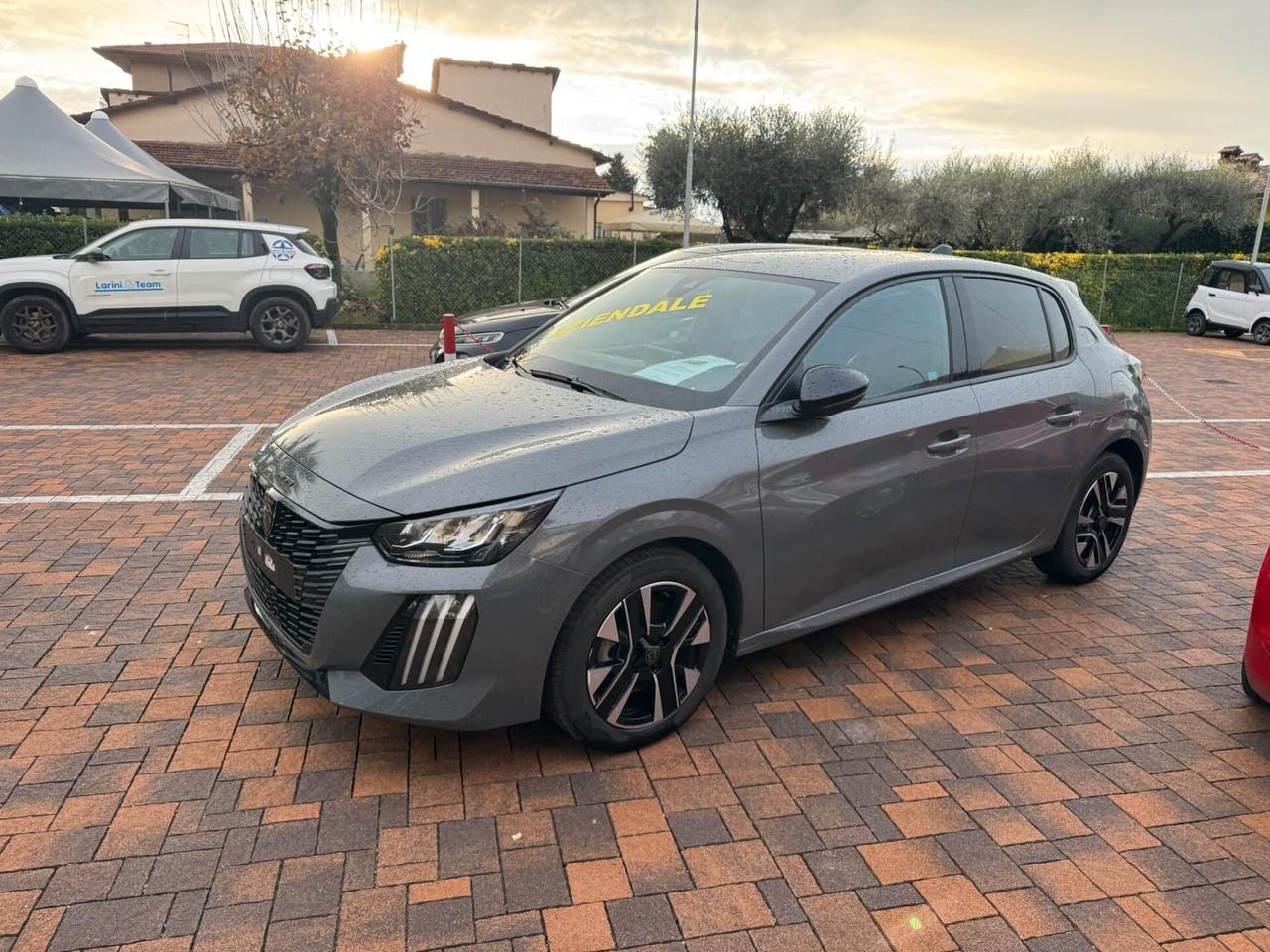 Peugeot 208 PureTech 100 Stop&Start 5 porte Allure