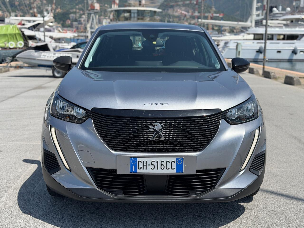 Peugeot 2008 BlueHDi 1.6 HDI 110 cv 2022 garanzia 12 mesi