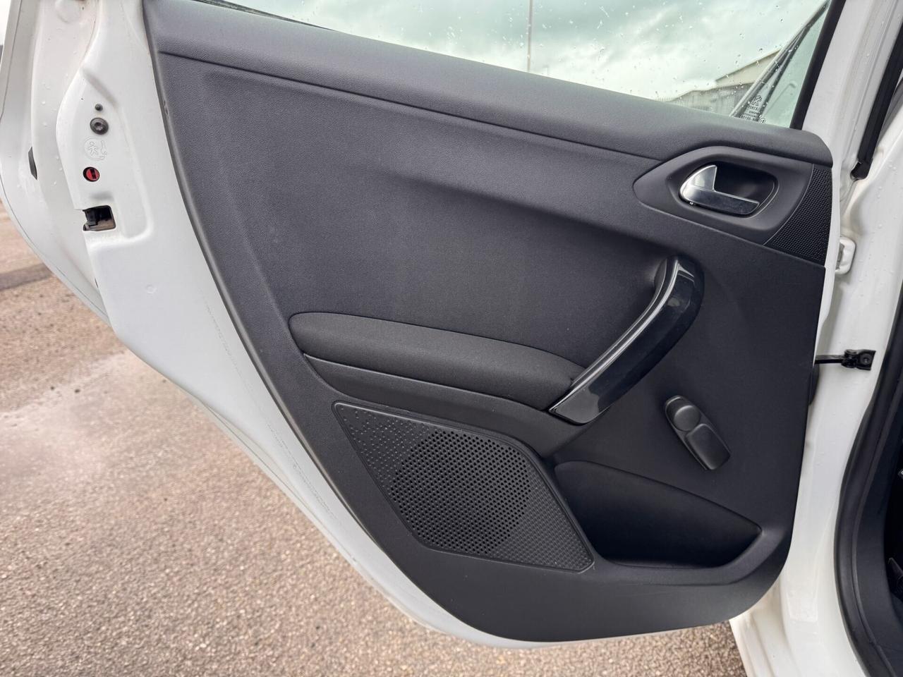 Peugeot 208 Allure PRONTA CONSEGNA GARANZIA 12 MESI