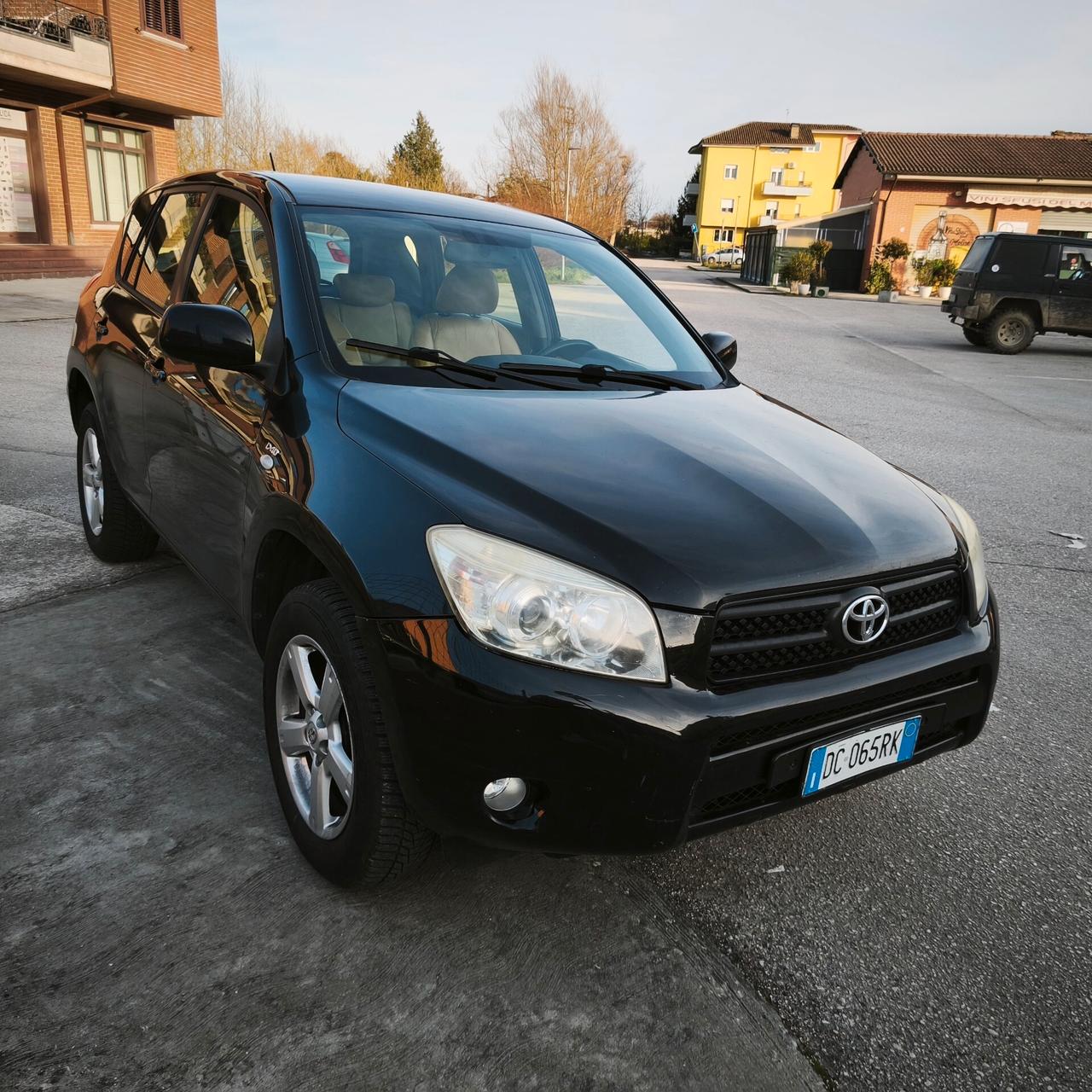 Toyota RAV 4 RAV4 2.2 D-4D 136 CV