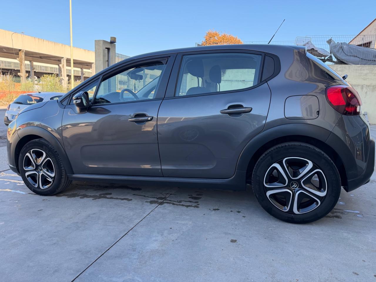 Citroen C3 PLUS 1.2 Benz 83CV anno 2024