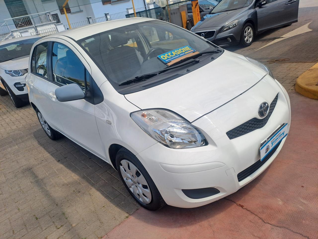 Toyota Yaris 1.3 5 porte Sol