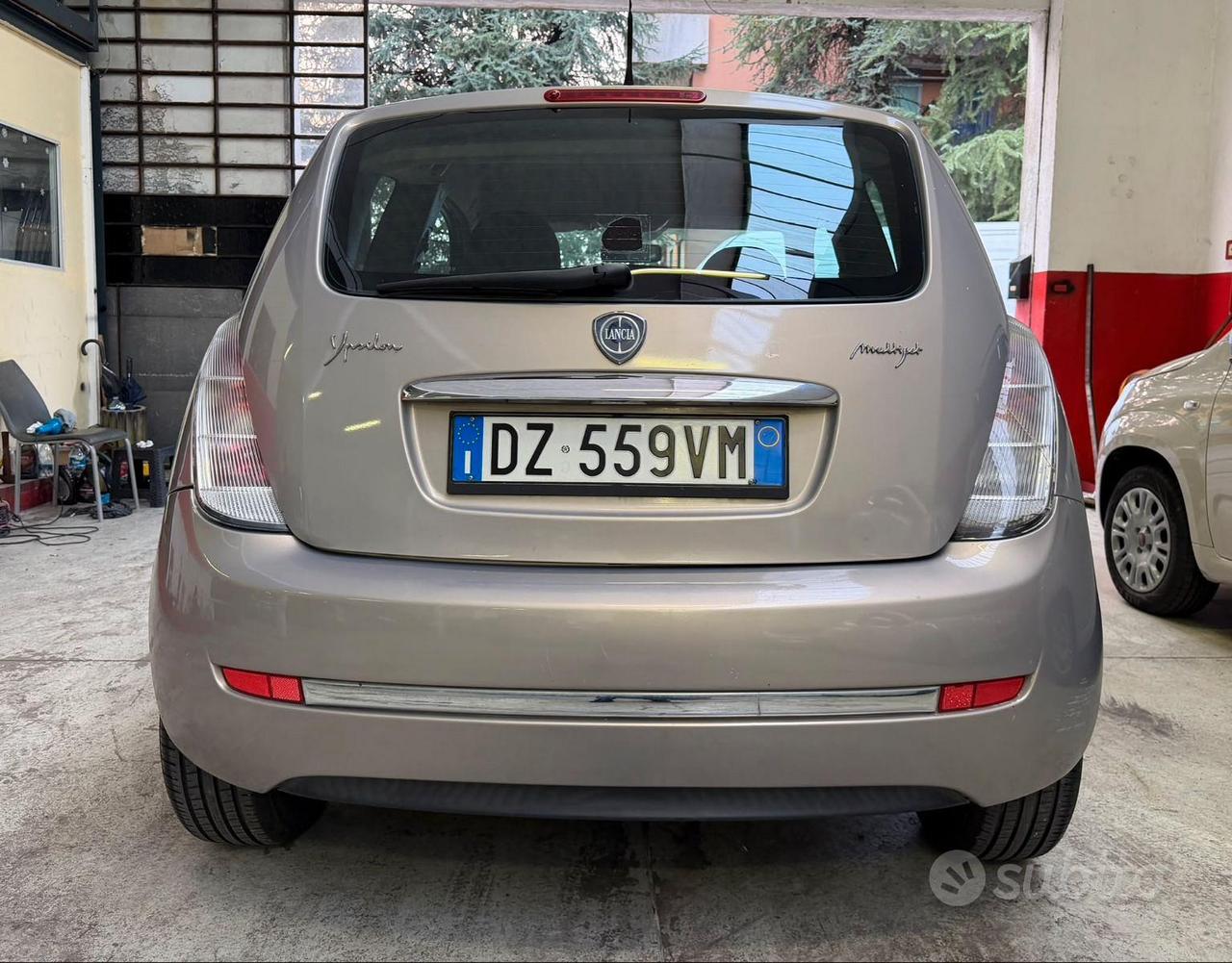 Lancia LANCIA YPSILON 1.2 VERSUS