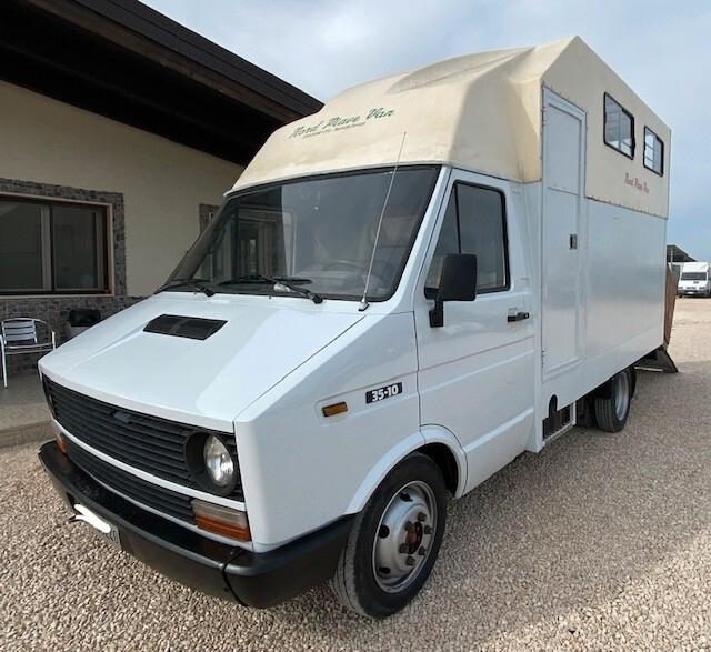 Fiat Iveco 2.5 Cc, diesel turbo, 35/10 trasporto cavalli.