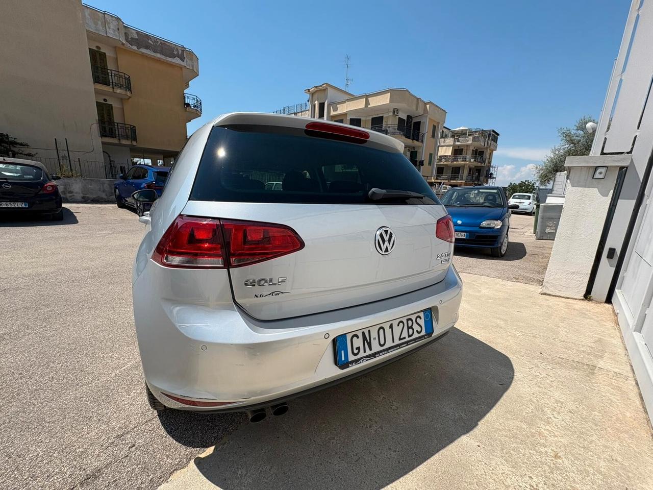 Volkswagen Golf 2.0 TDI DSG 5p. Highline BlueMotion Technology