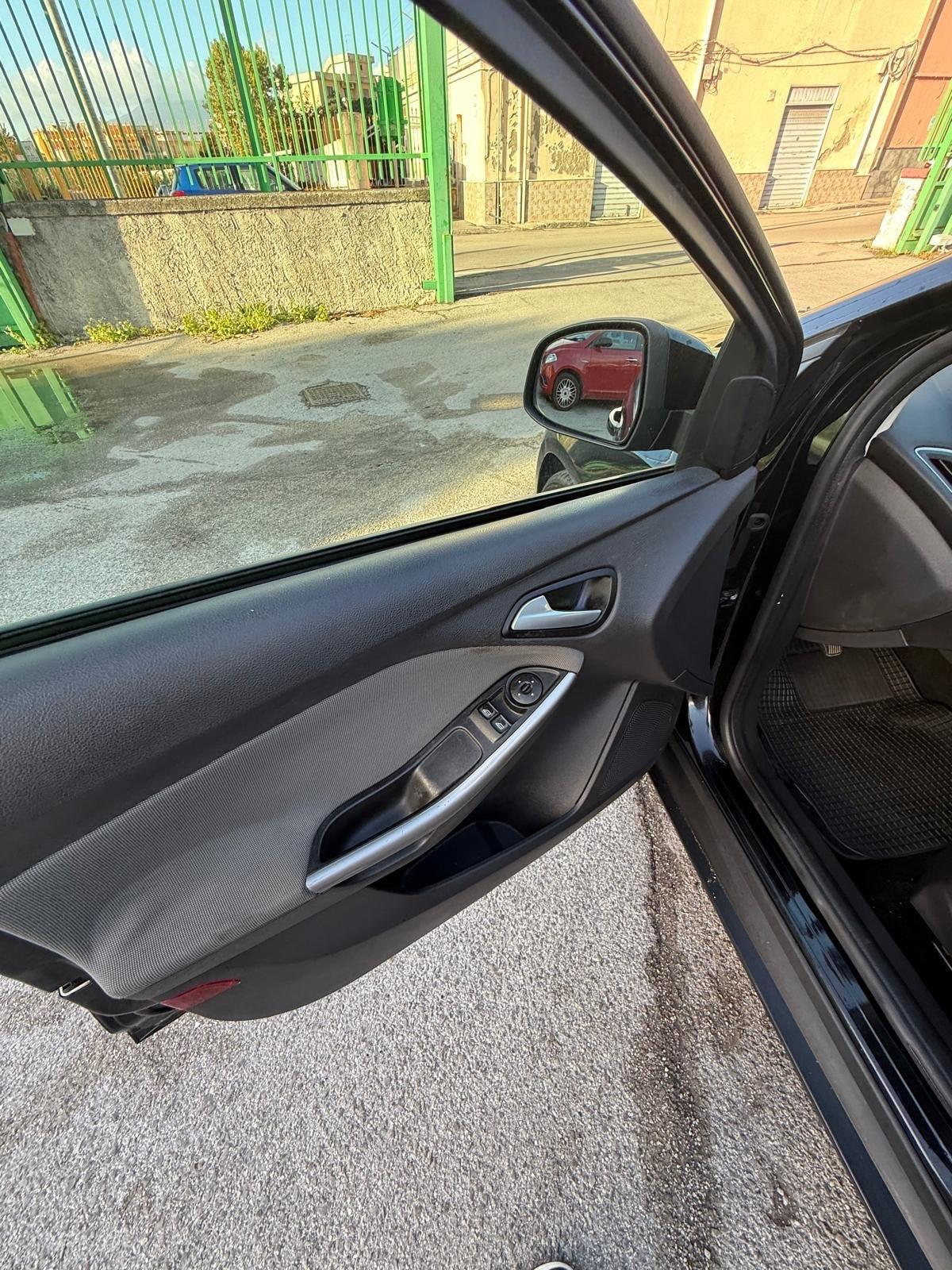 Ford Focus 1.6 TDCi 95 CV Titanium