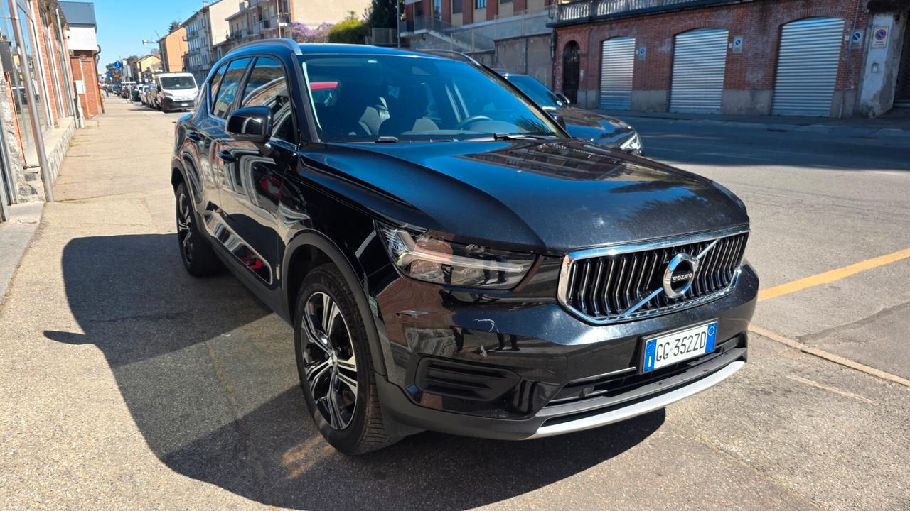 Volvo XC40 T5 Recharge Plug-in Hybrid Inscription Expression
