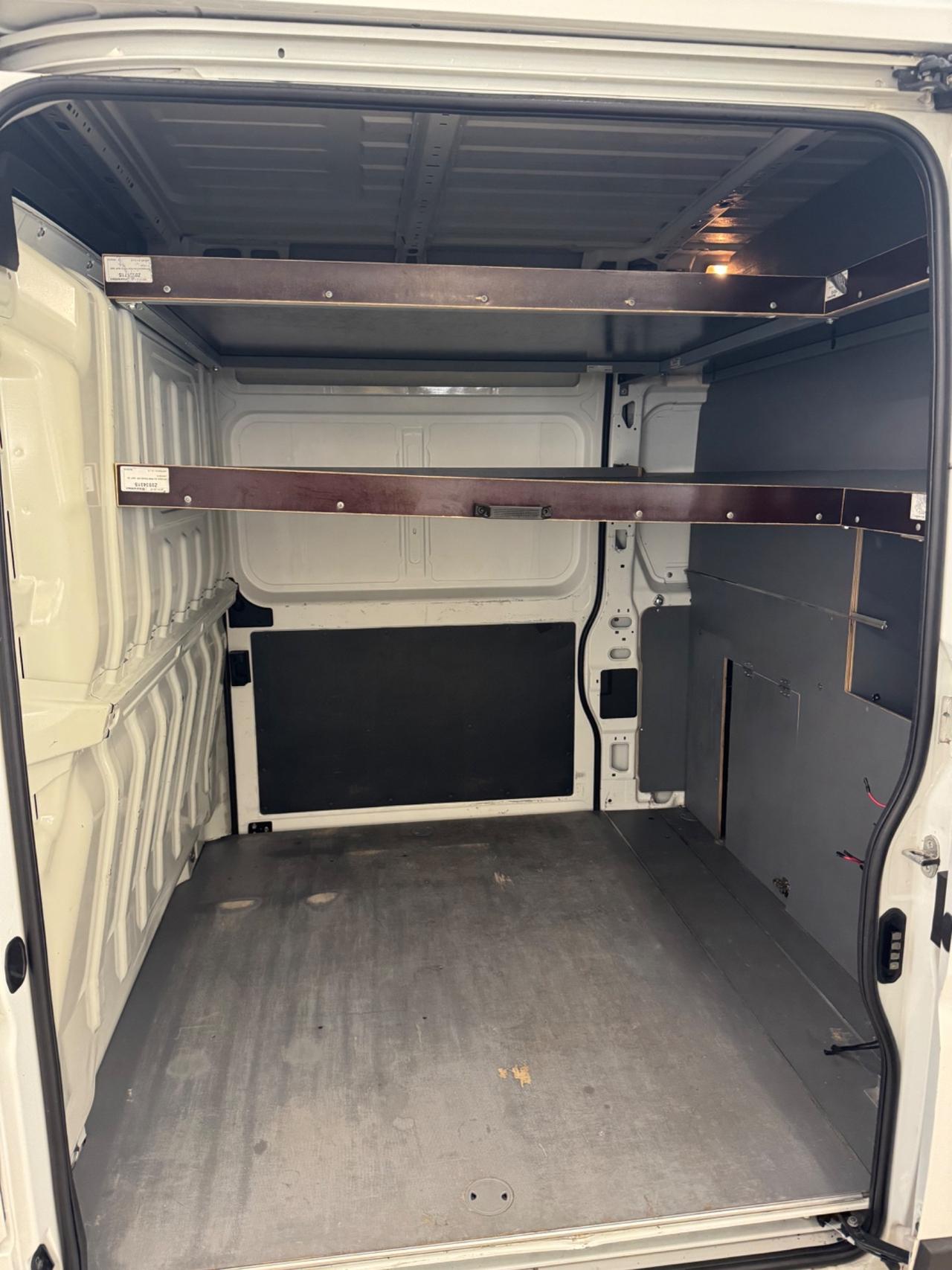 Peugeot Boxer 335 2.0 BlueHDi 130CV PC-TM Furgone