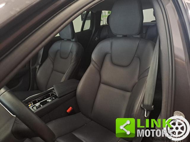 VOLVO V60 Cross Country 2.0 B4 D 211H 195 MHEV HYBRID PLUS AWD AUTOMATICA