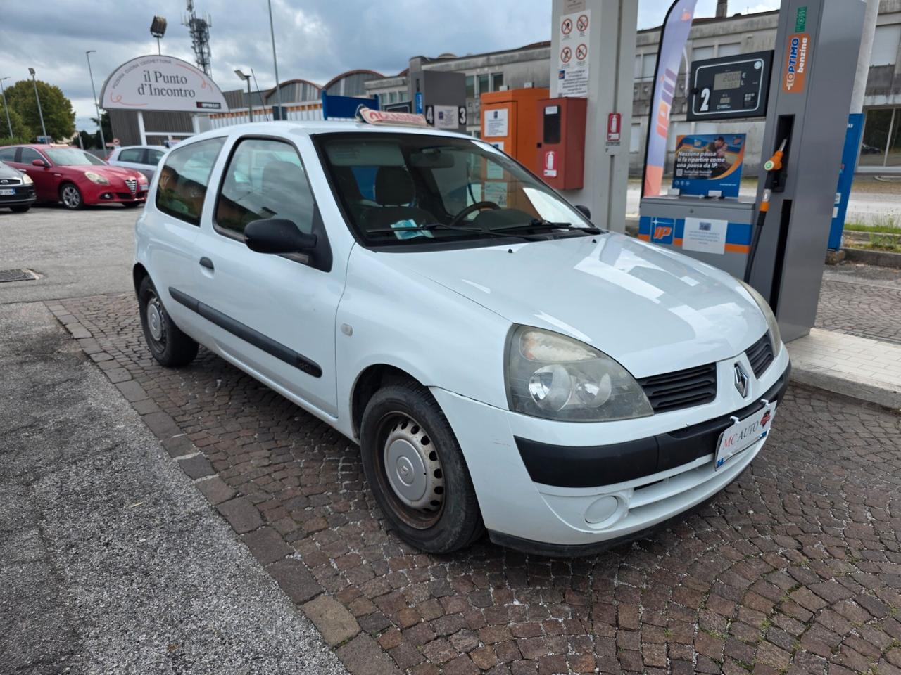 Renault Clio 1.5 dCi 65CV cat 3 porte Access Van con 165.000km