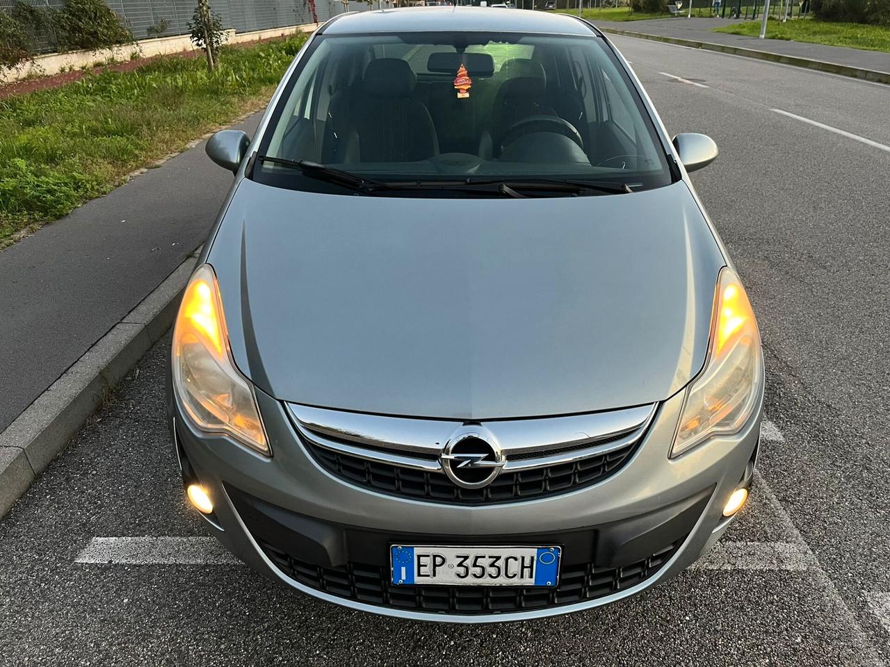 Opel Corsa 1.3 CDTI 95CV Sport Edition si neopatentati