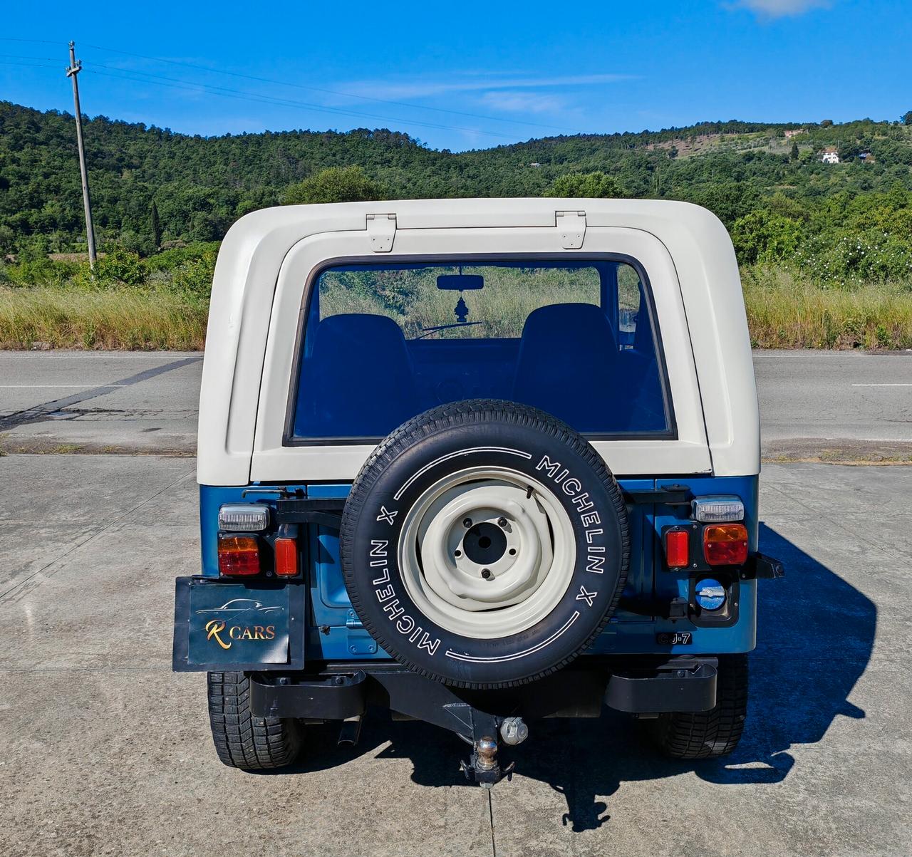 Jeep Wrangler CJ-7 (STUPENDA)