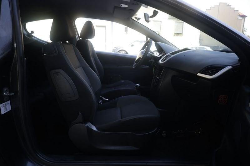 Peugeot 207 Peugeot 207 1.4 8V 75CV 3p. Energie Sport ECO GPL 54KW ANNO 2009