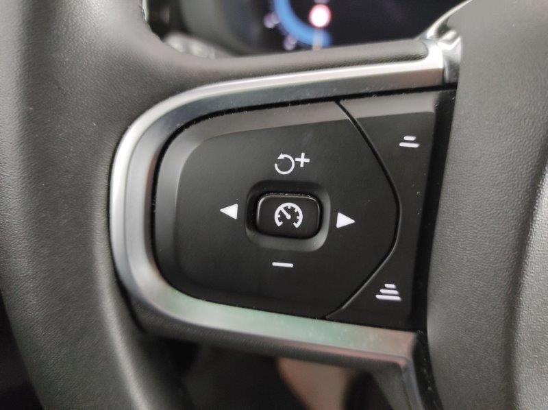 VOLVO XC60 (2017-->) - XC60 T6 Recharge Plug-in Hybrid AWD automatico Core