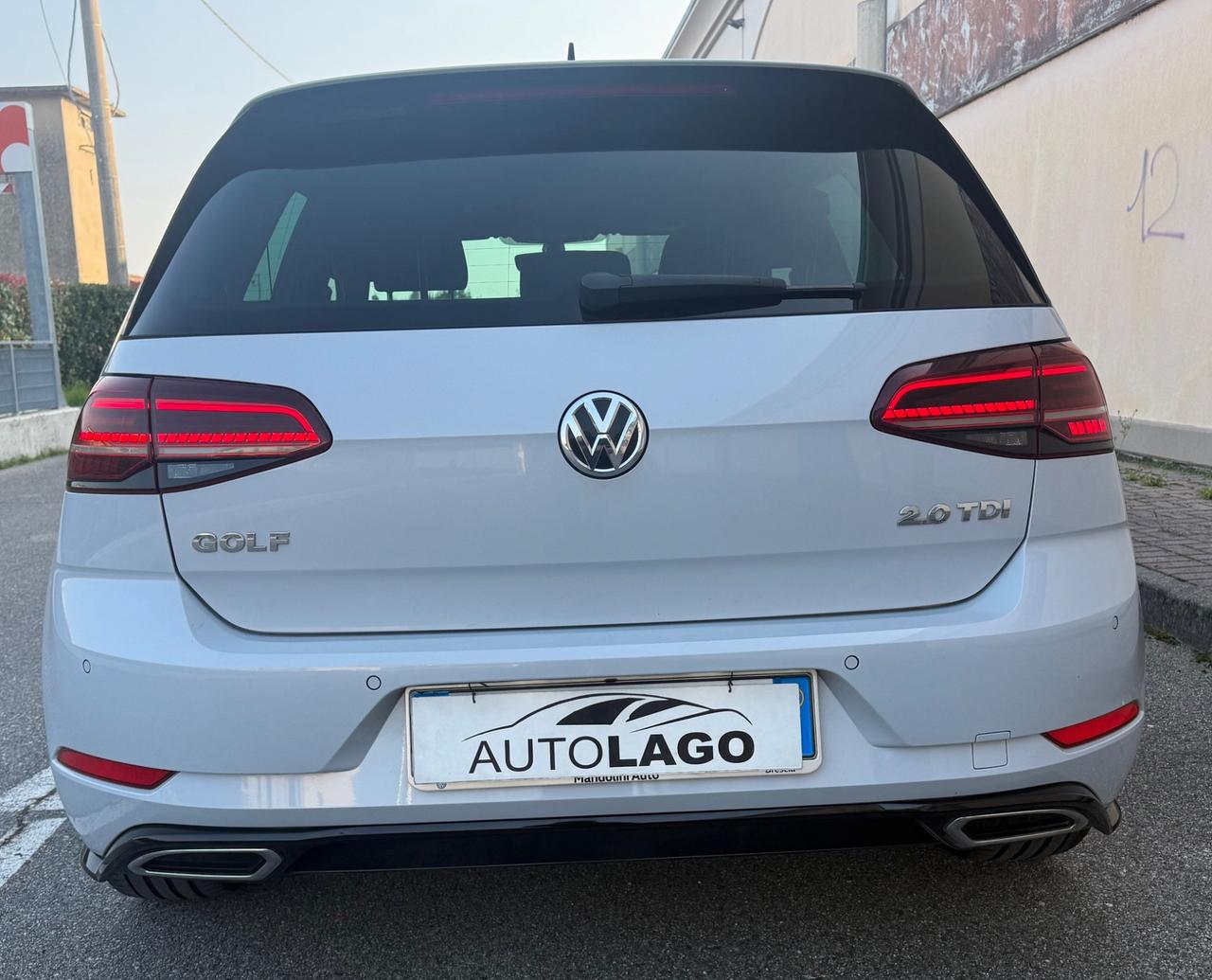 Volkswagen Golf 2.0 TDI DSG 5p. R-Line
