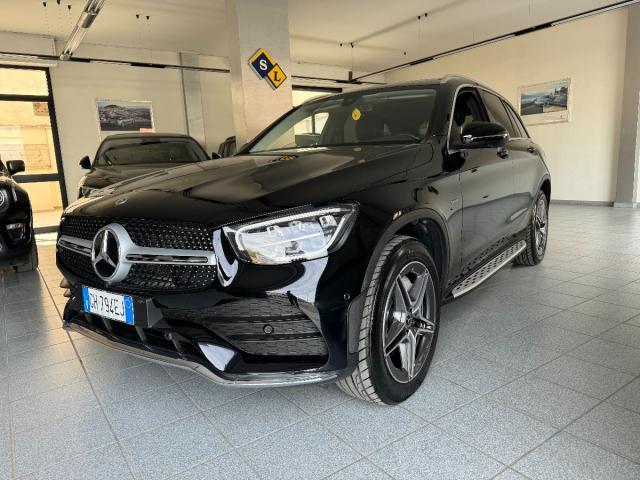 MERCEDES GLC 300 4Matic EQ-POWER Premium AMG TETTO/ LUCI INTERNE/ VIRTUAL/ TELECAMERE 360/ LED/