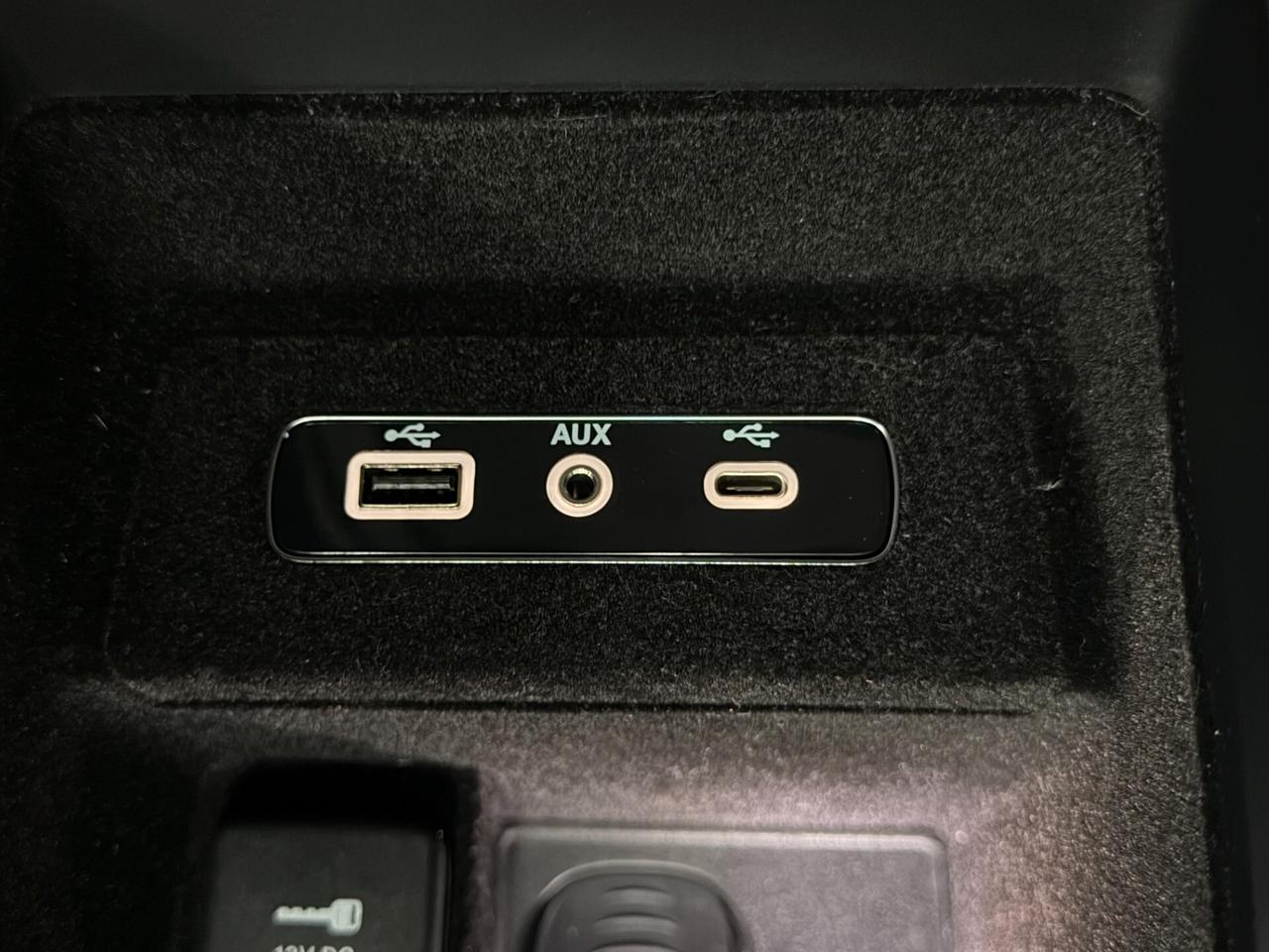 Alfa Romeo Stelvio 2.2 TD 160 CV AUTOCARRO N1 SUPER BUSINESS DISTRIBUZIONE ESEGUITA CERCHI 18" 5 POSTI IVA INCLUSA