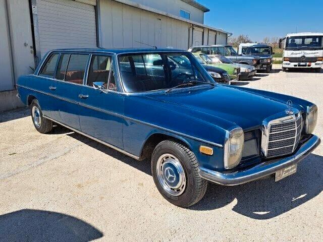 MERCEDES W115 D\8 220D LANG LIMOUSINE -ASI TARGA ORO-