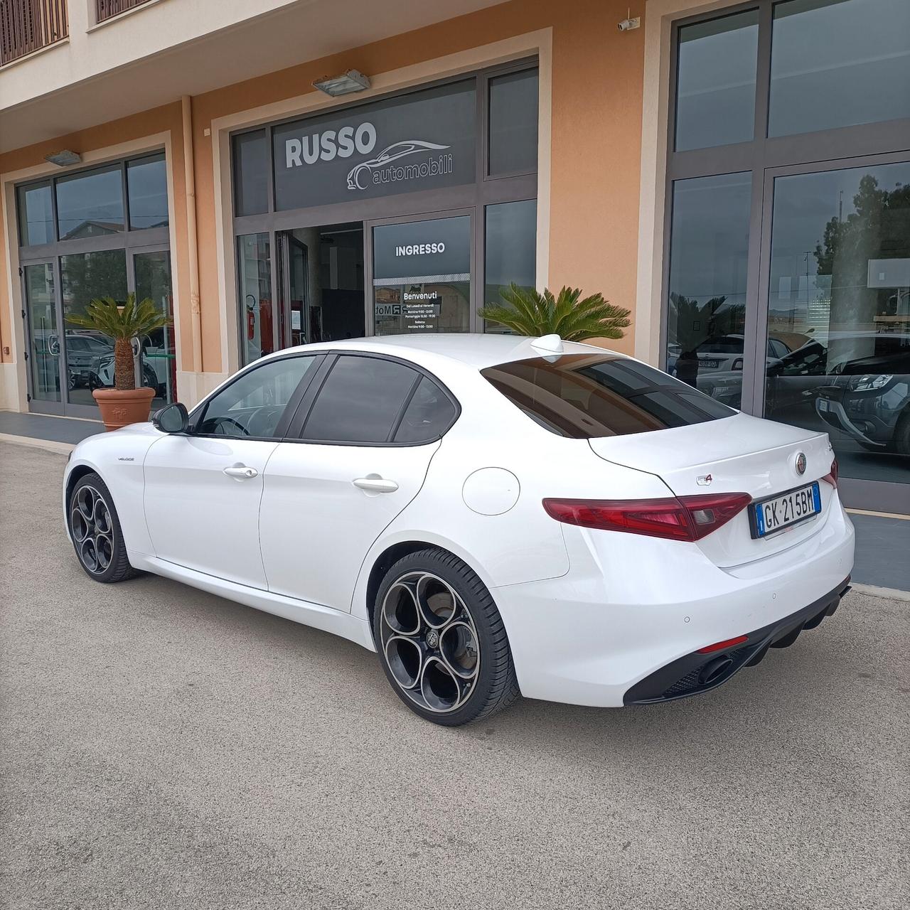 Alfa Romeo Giulia 2.2 Turbodiesel 210 CV AT8 AWD Q4 Veloce
