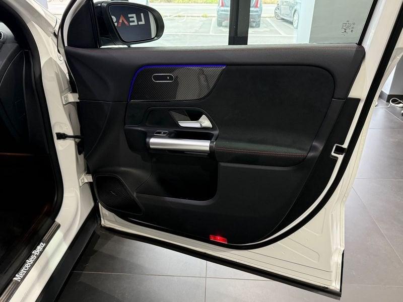 Mercedes-Benz GLA GLA 200 Automatic Premium