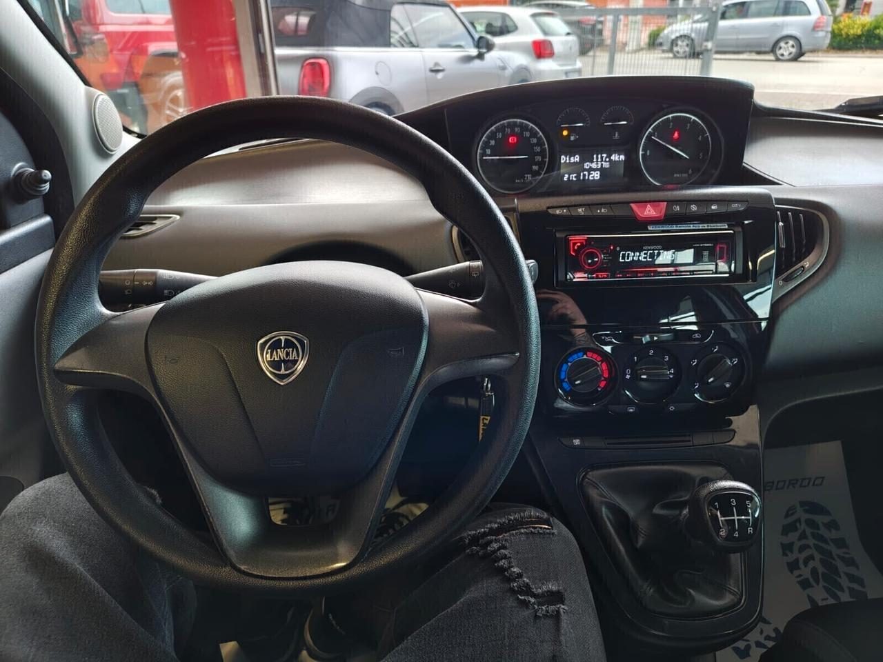 Lancia Ypsilon 1.3 MJT 16V 80 CV 5 porte S&S Platinum