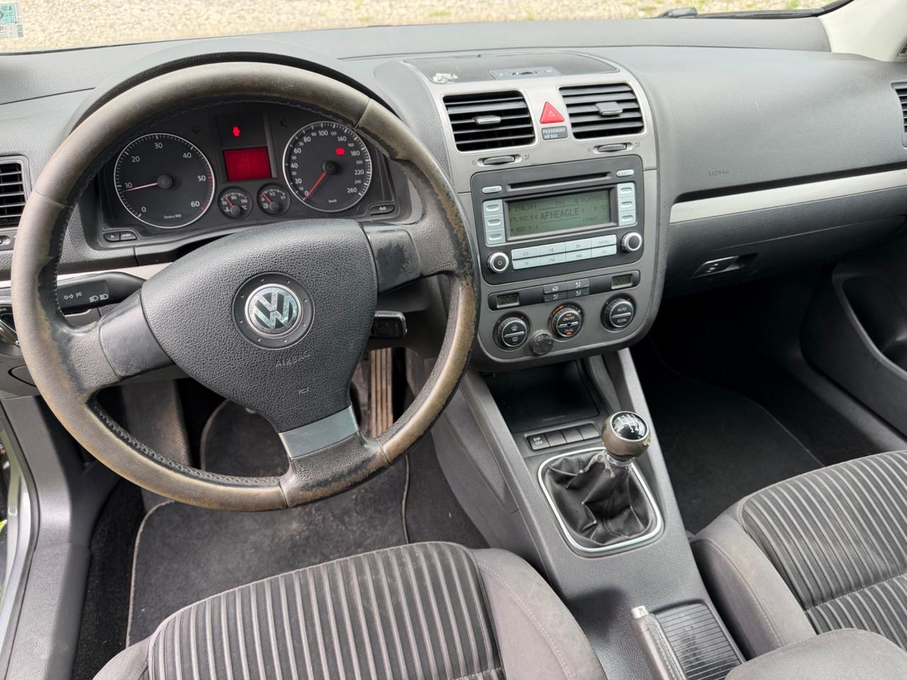 Volkswagen Golf 2.0 16V TDI 5p. Sportline