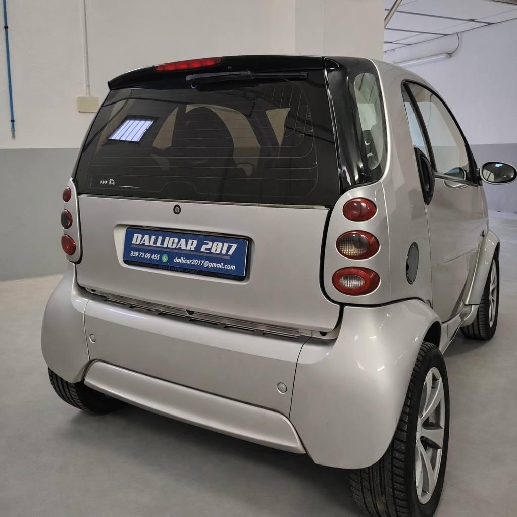 Smart ForTwo 700 coupé passion (45 kW)