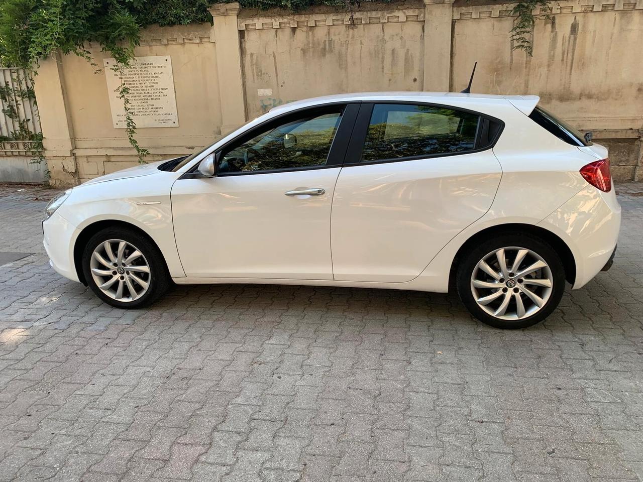 Alfa Romeo Giulietta 1.4 Turbo 120 CV GPL Super