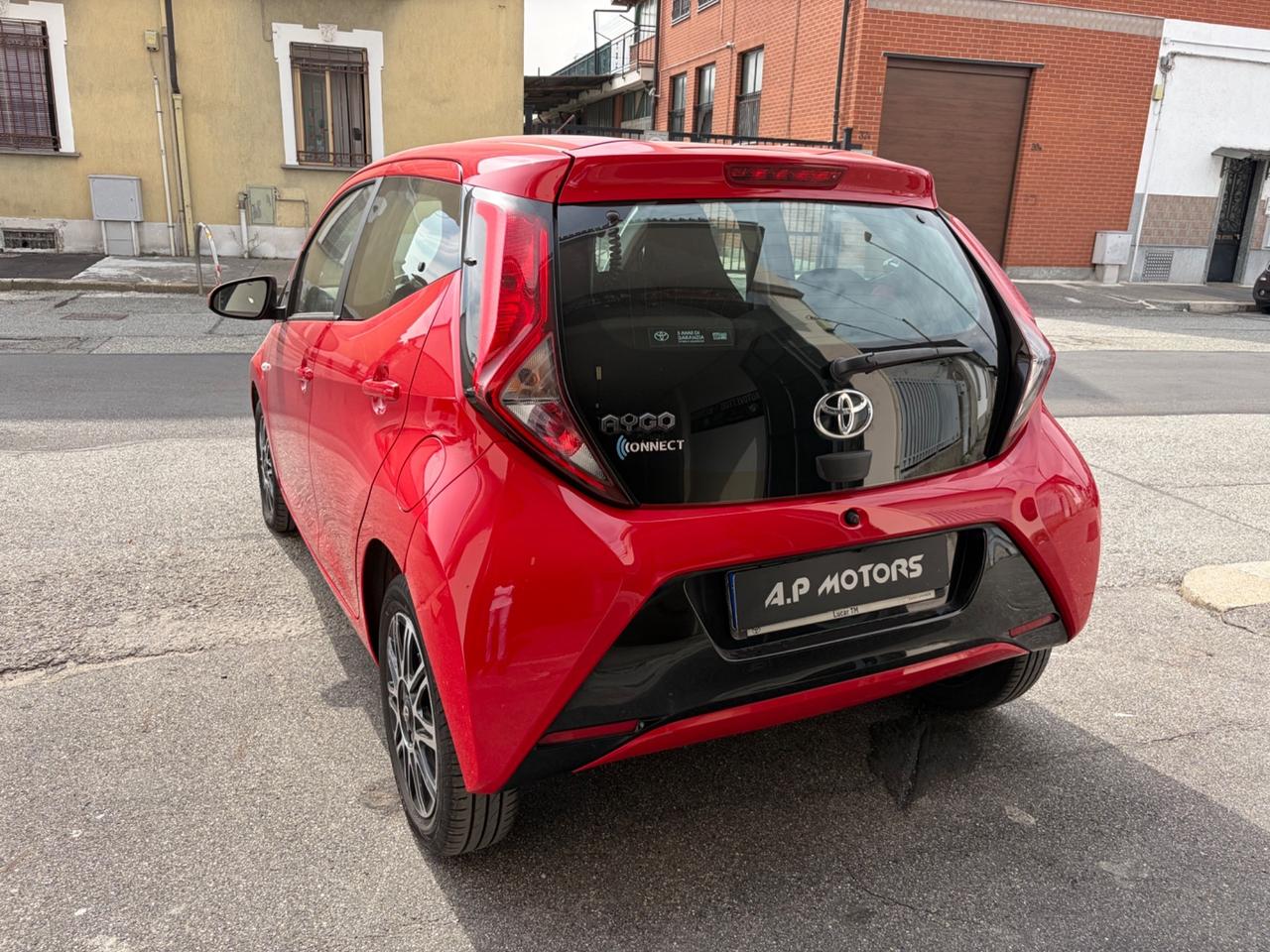 Toyota Aygo Connect 1.0 72 CV x-play KM 39000