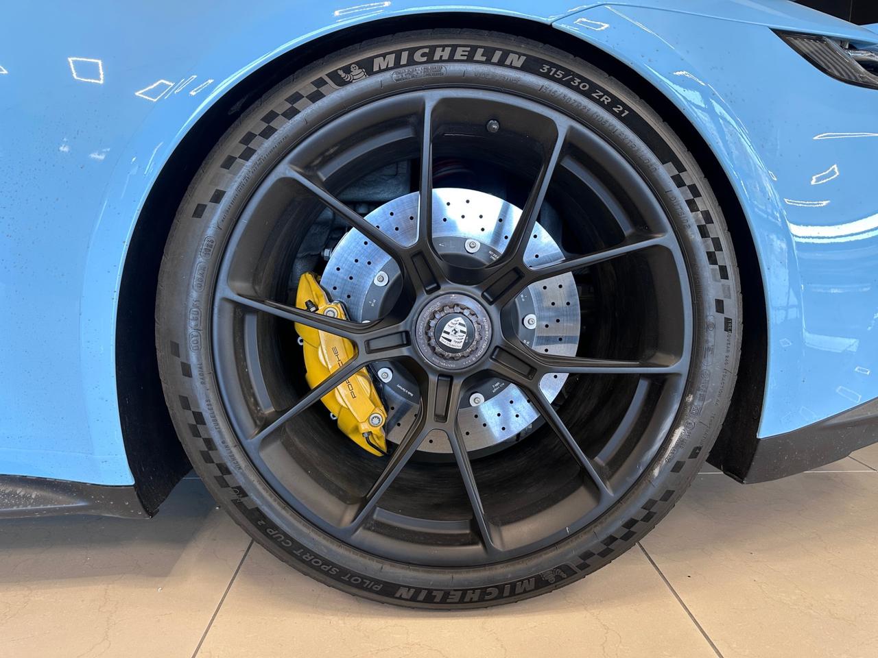 Porsche 911 Coupe 4.0 GT3 auto