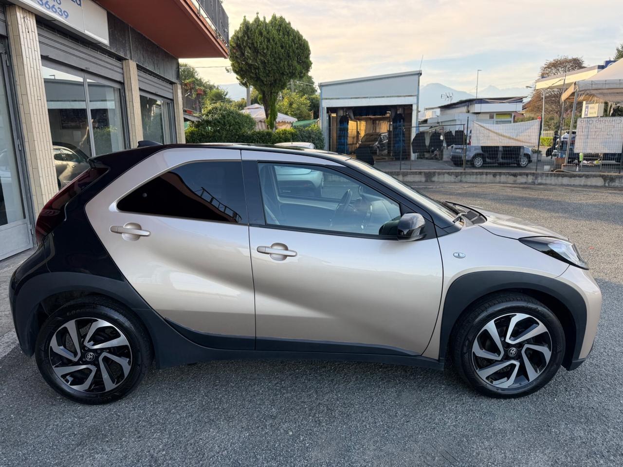 Toyota Aygo X 1.0 VVT-i 72 CV 5 porte Trend