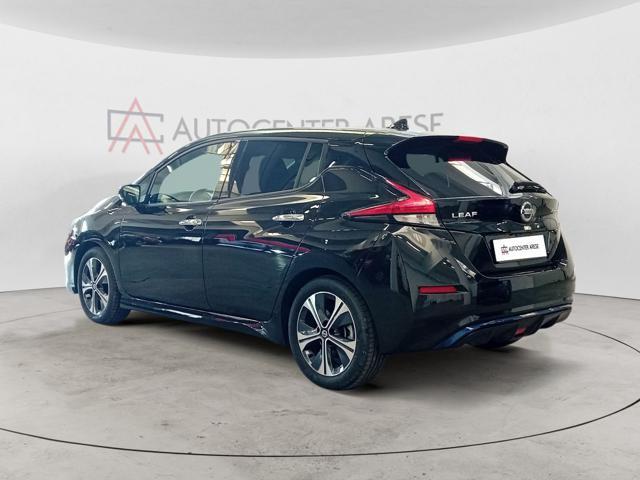 NISSAN Leaf N-Connecta 40 kWh