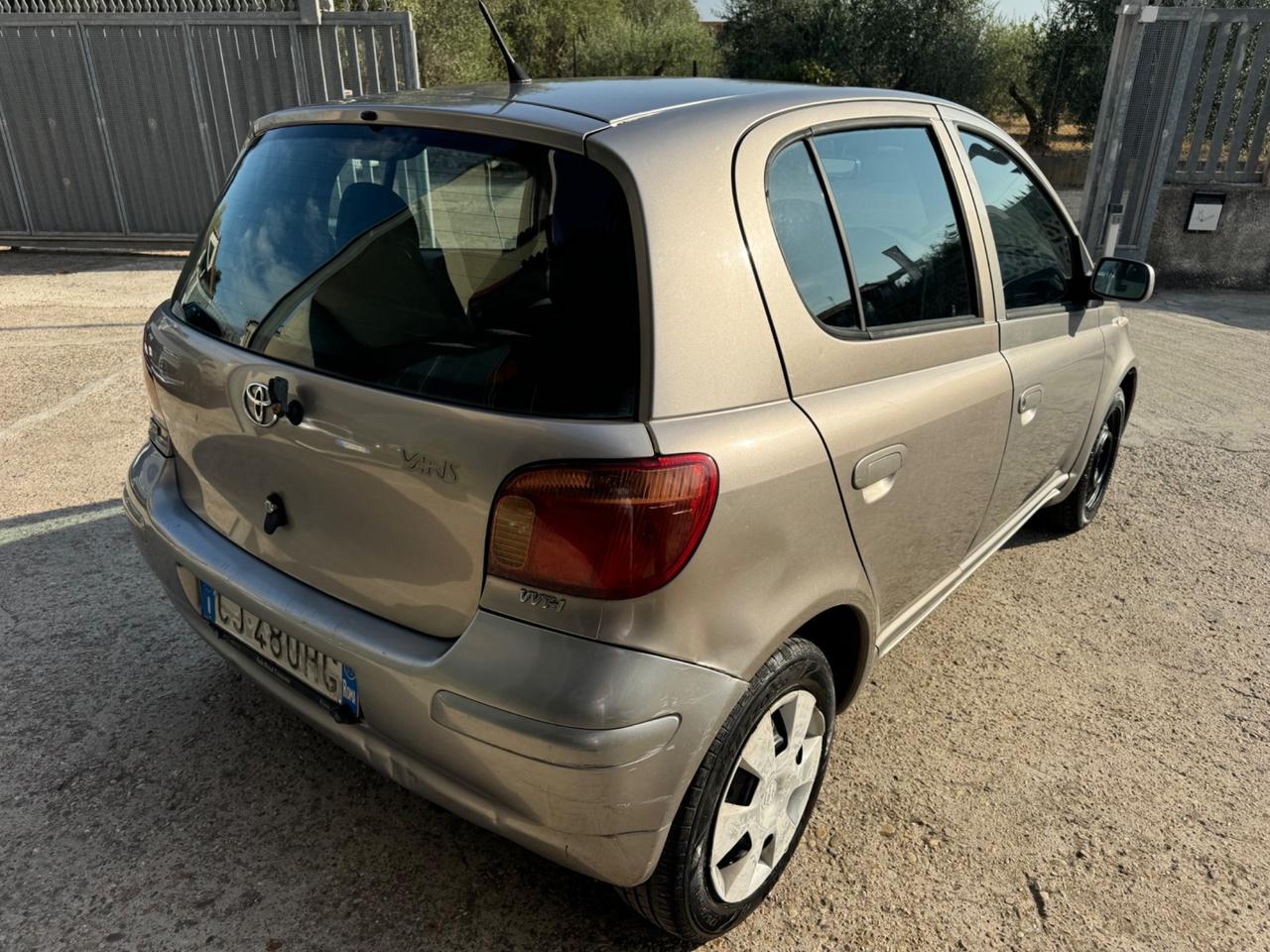 Toyota Yaris 1.0i 16V cat 5p Sol UNIPRO!