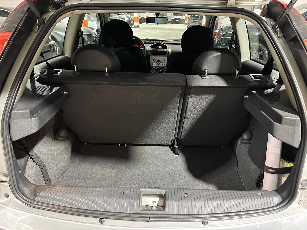Opel Corsa 1.2i 16V cat 3 porte Club