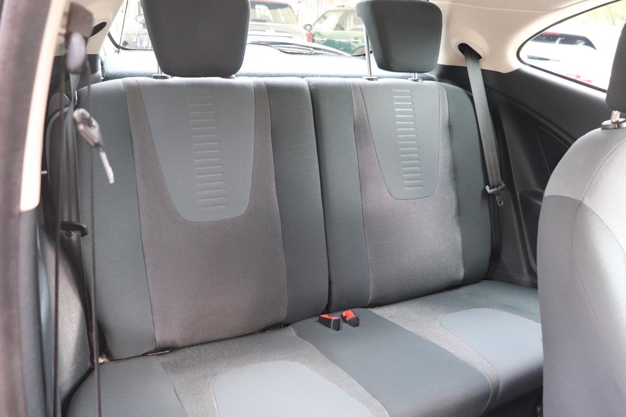 Ford Ka 1.2 8V 69CV Titanium