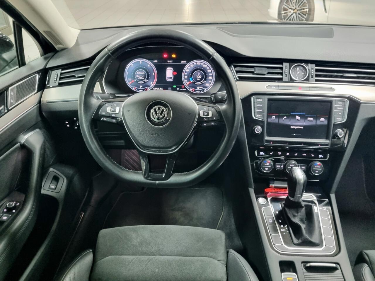VOLKSWAGEN PASSAT 2.0 TDI 150CV EXECUTIVE
