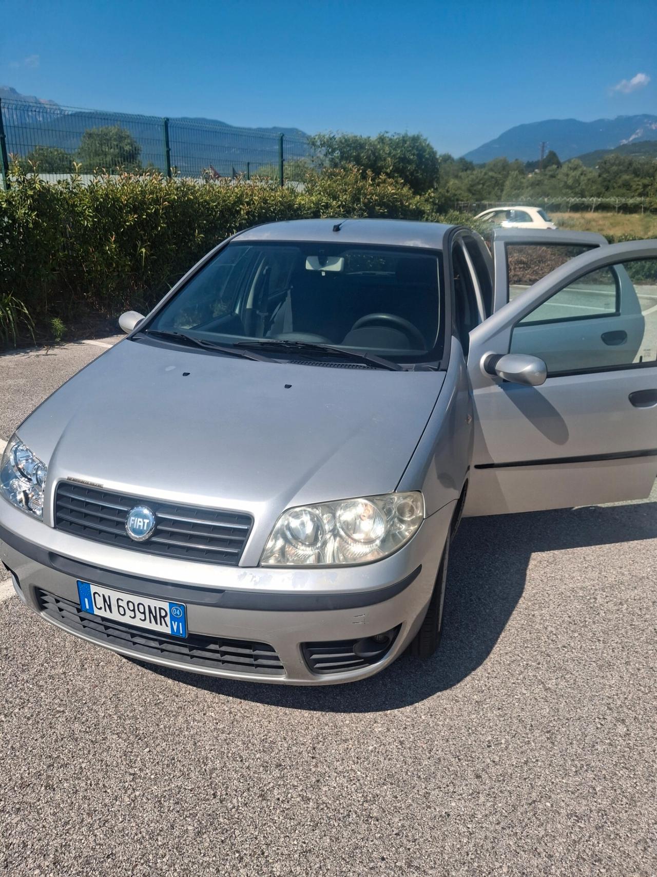 Fiat Punto 1.2 benzina per neopatentati solo 102 mila km