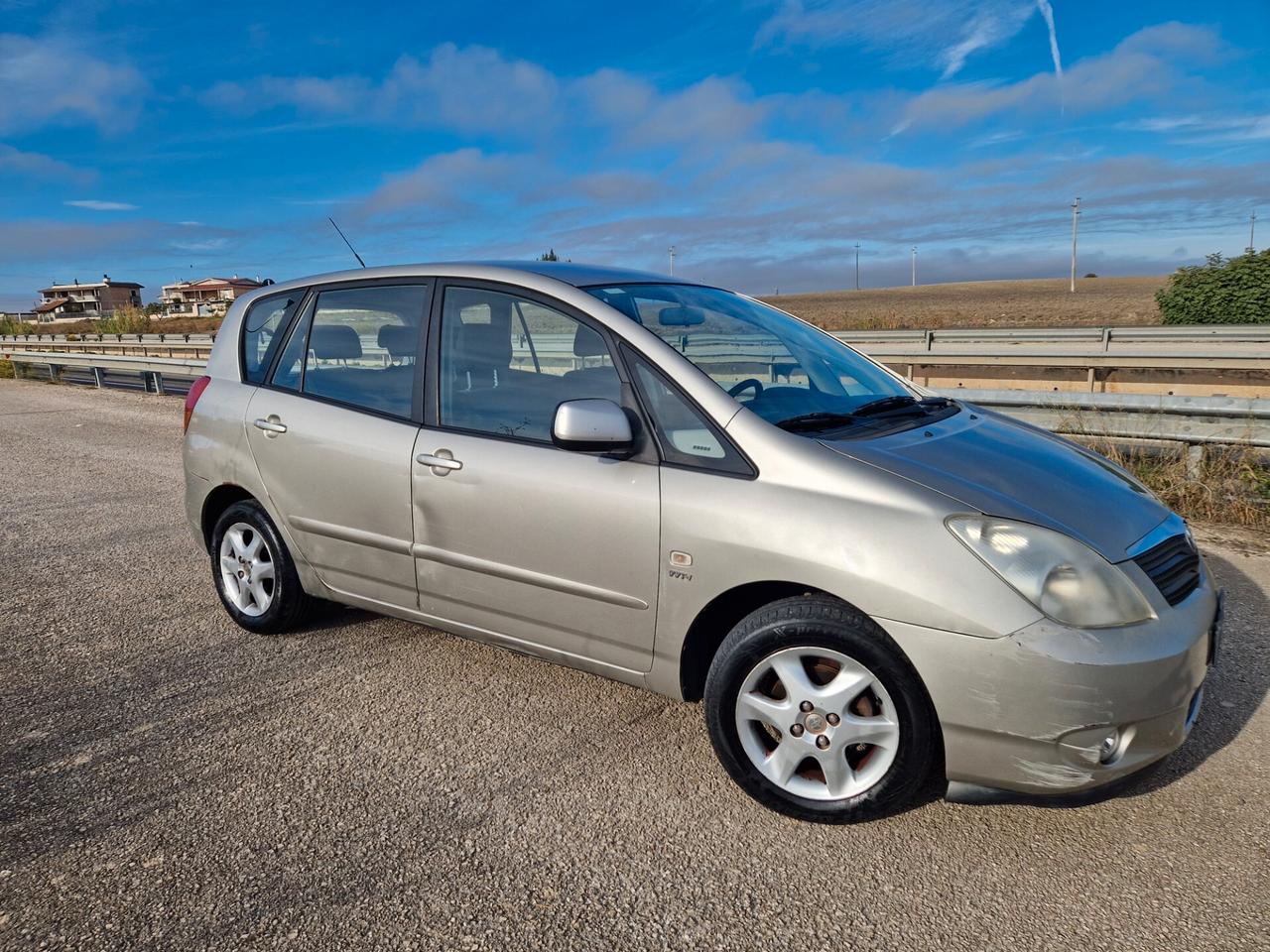 Toyota Corolla 1.6 16V 5 porte