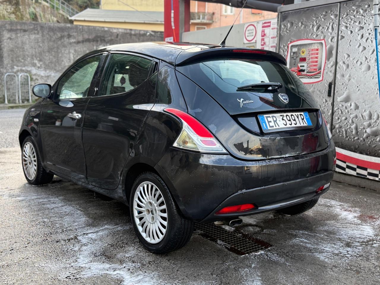 LANCIA YIPSILON 1.3 MTJ 5 PORTE PRONTA IN CONSE