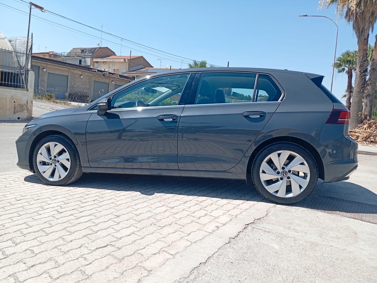 Volkswagen Golf 2.0 TDI 150 CV DSG SCR Style
